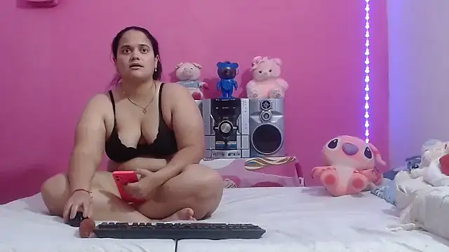 XXX chat uživo modela brunnette_hot