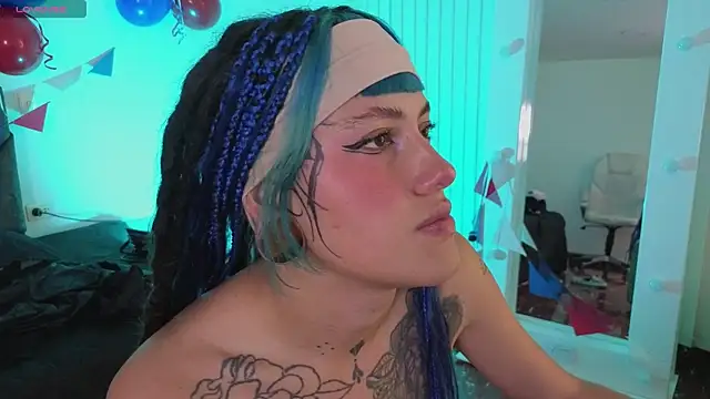 Czat XXX na żywo – _sharlotte777