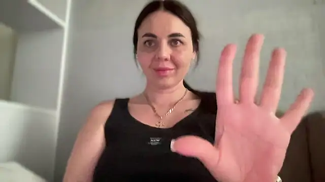 Darsy_Rox's Live XXX Chat