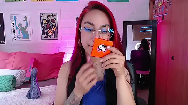 Amy66's Live XXX Chat