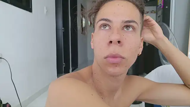 grey___27 Chat XXX in diretta