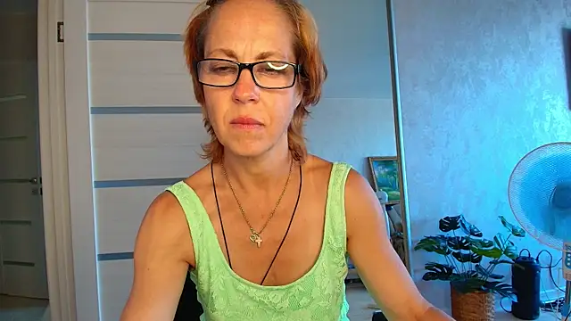 LioraWeiss Live XXX-chat