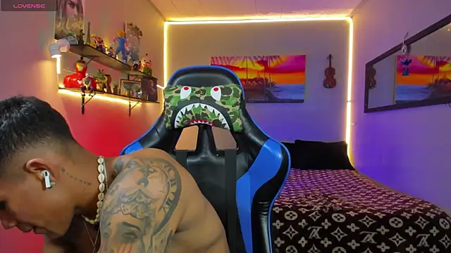 Damian_latinxxx's Live XXX Chat