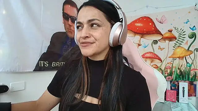 LovelyAzucena Chat XXX in diretta