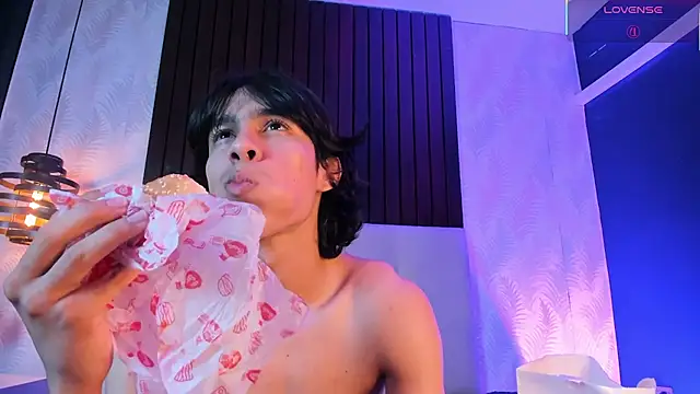 Chat XXX ao vivo de Cheys_Mast