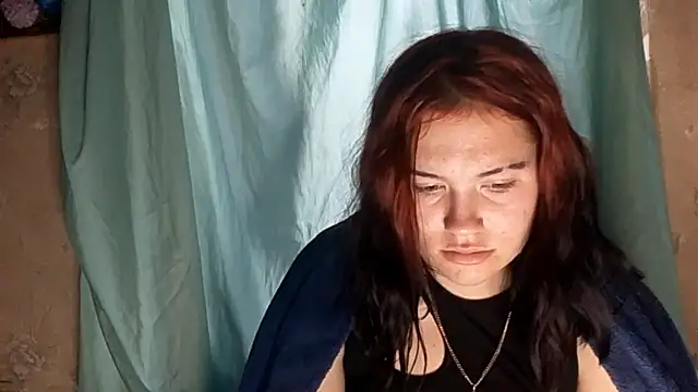 FayeWildman Chat XXX live