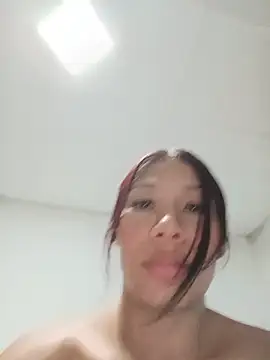 Chat XXX en directo de Rous-squir