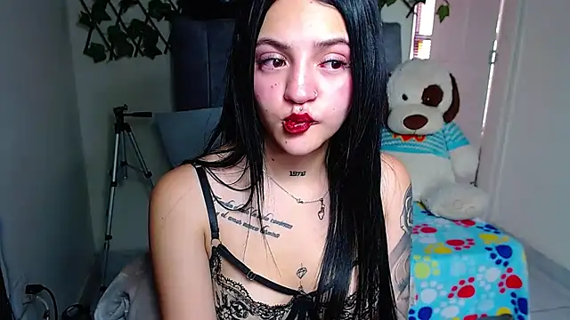 Violettasquirt – Live XXX-chat