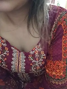 Tanha18's Live XXX Chat