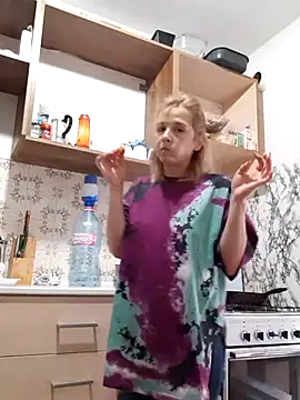 SmokerLety's Live XXX Chat