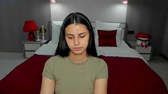 XXX chat uživo modela Jasmine_Stewart