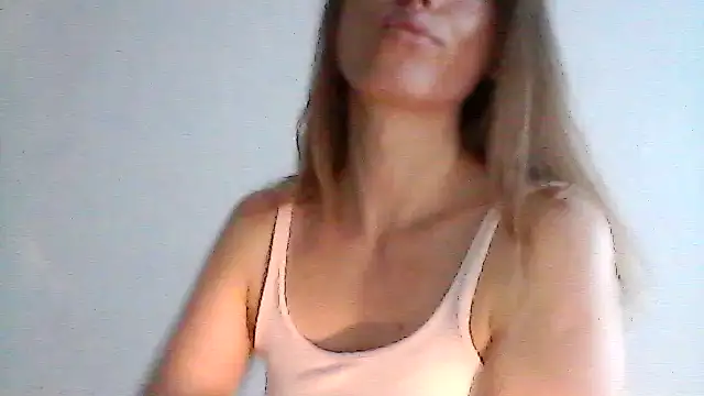 XXX chat uživo modela Nimetta