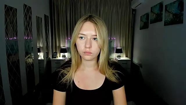RosaTiny – Live XXX-chat