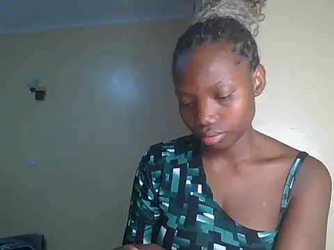 Mariana_150's Live XXX Chat