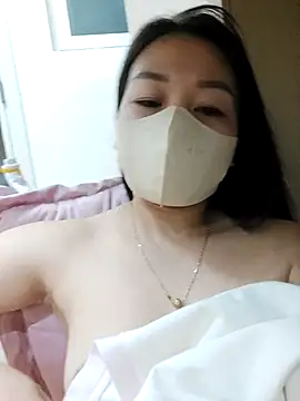 Laurie369 Show Webcam