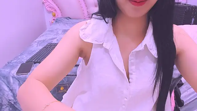 na_bee's Live XXX Chat