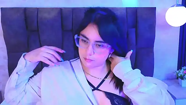 Czat XXX na żywo – vicky_grey