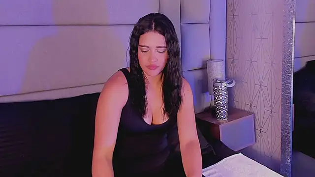 Chat XXX en directo de Eva_kingsford