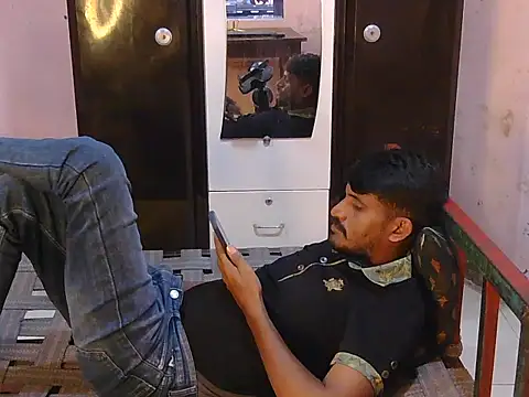 HotXKrish লাইভ XXX চ্যাট