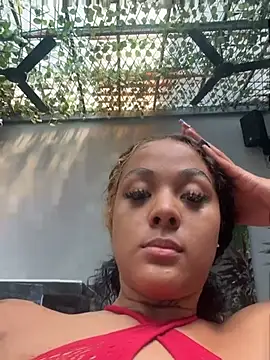 Chat +18 de Kinsleybrown ao vivo