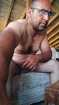 masculine_bear_daddy: онлайн-секс-чат