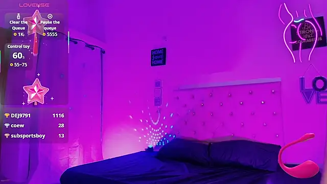 Živý XXX chat naomifire_