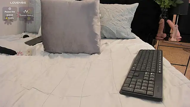 katherinn_gomezz's Live XXX Chat