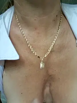 gentleblonde's Live XXX Chat