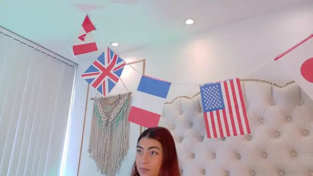 Chat +18 de Sara_funy ao vivo