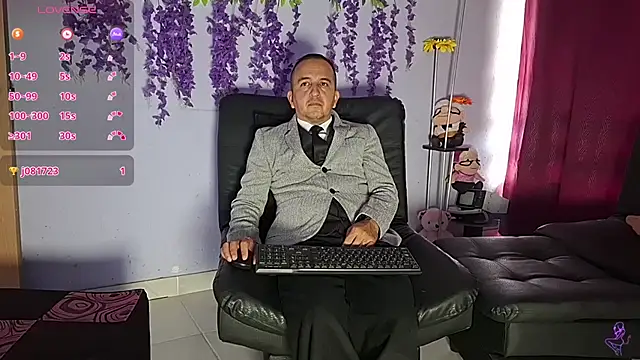 GreisyAndHazzan live XXX chat