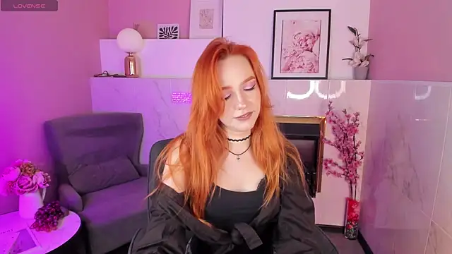 ZlataSaar's Live XXX Chat