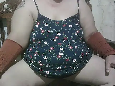bigmommaxxx81 Chat XXX in diretta