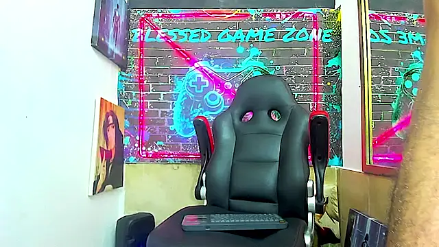 Dominant_kiing live XXX chat