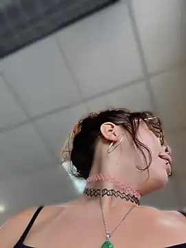 Chat XXX en directo de moan4mona