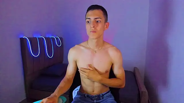 Matiius18 Webcam Show