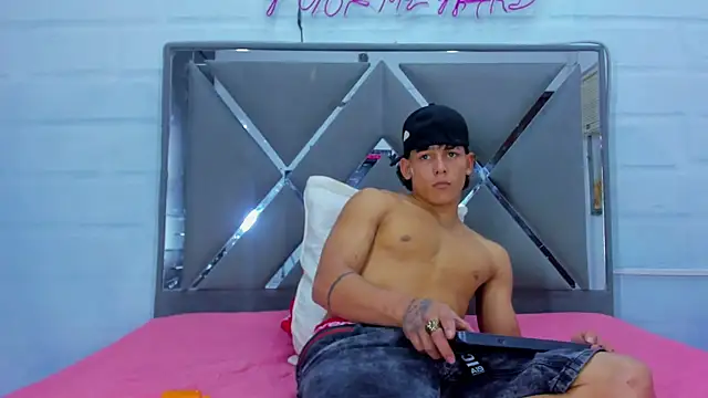 Chat XXX en directo de TemptKing_
