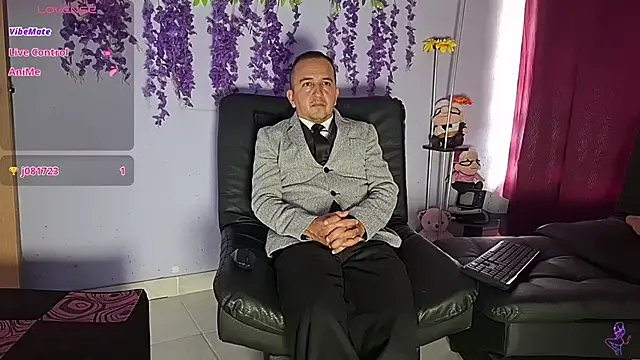 GreisyAndHazzan Chat XXX live