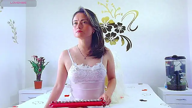 MarcelaFlores' Live XXX Chat