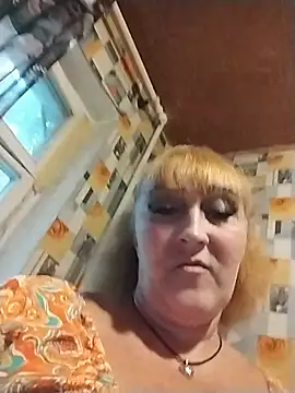 XXX chat uživo modela Xelenaxcbbs