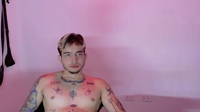 AliceandMax élő XXX-chatje