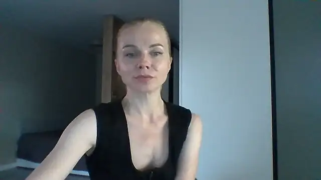Tina5394 Live XXX-Chat