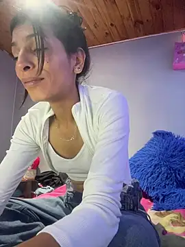 ImCrazzy's Live XXX Chat