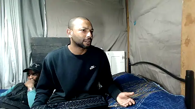 Camodick Live XXX Chat