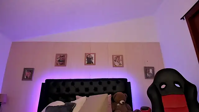 LolaVillalobos Adlı Modelin Canlı XXX Sohbeti