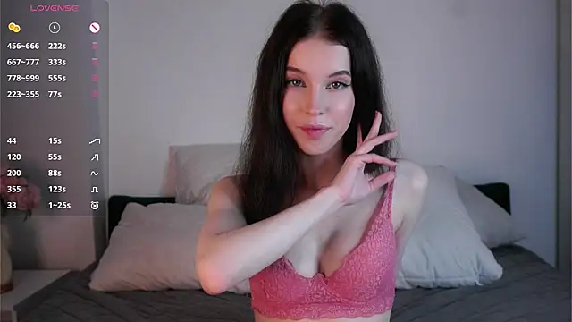 צ'אט XXX בשידור חי של CleotildePiel