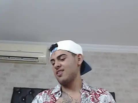 Онлайн чат XXX Zayn_Blaze