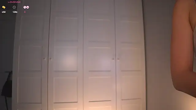 Chat +18 de -JuicyMolly- ao vivo