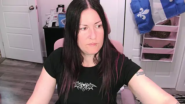 gennyrock Adlı Modelin Canlı XXX Sohbeti