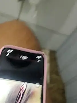 g_grande Webcam Show