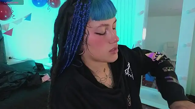 Živý XXX chat _sharlotte777